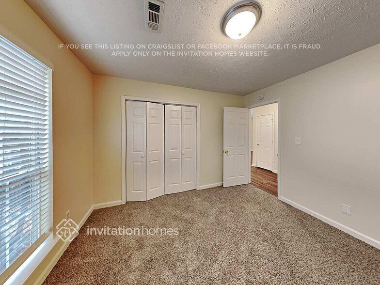 Building Photo - 175 Green Cir