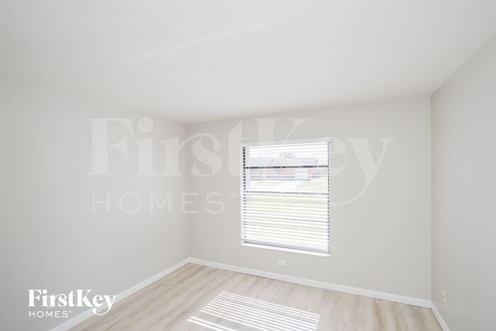 Building Photo - 1377 Prum Ave NW
