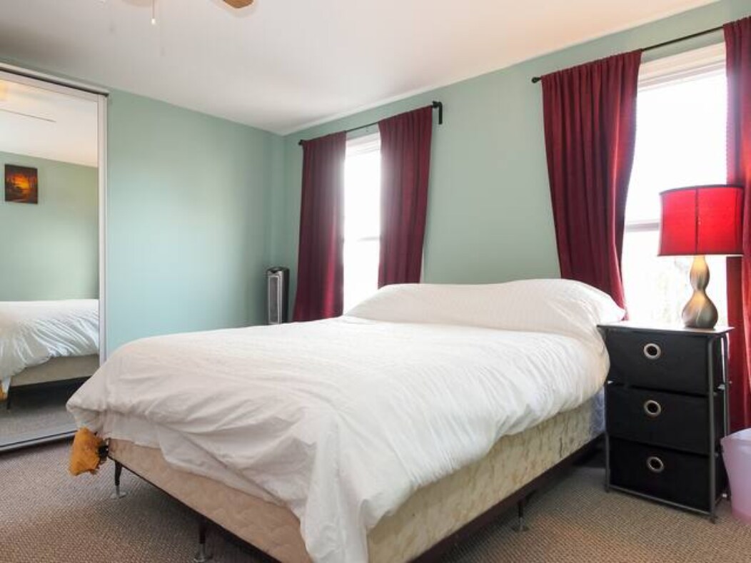 Building Photo - 3732 Falls Rd