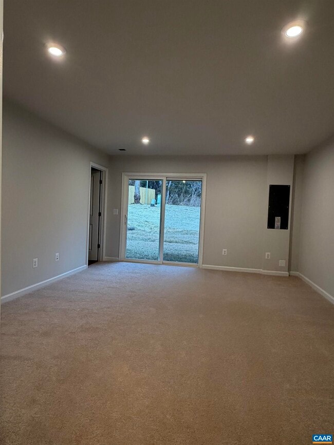 Building Photo - 5992 Cling Ln