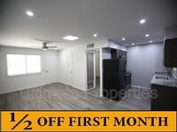 Building Photo - 10418 W Deanne Dr