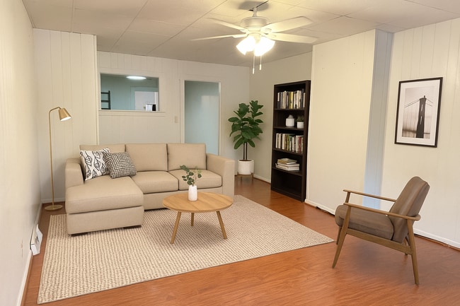 Primary Photo - 3 Bedroom, 2 Bath Home in Manheim - Fenced...