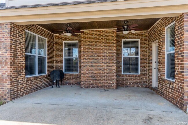 Building Photo - 9217 Springwood Ct