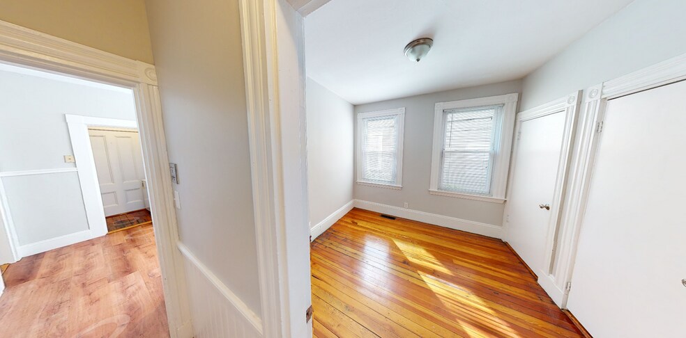 Building Photo - 66 Spring St