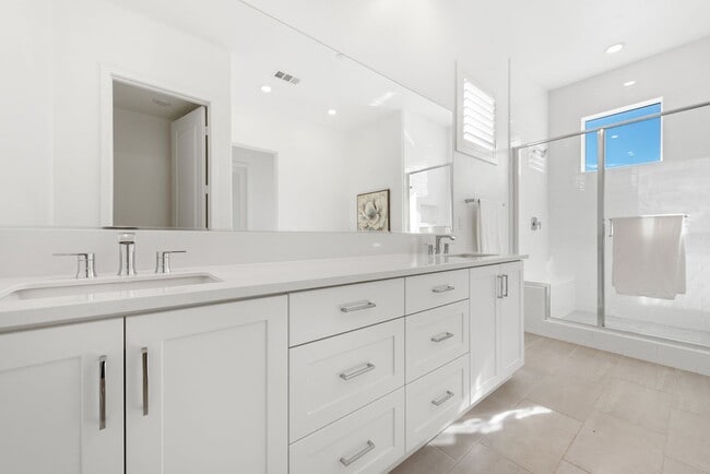 Building Photo - 408 Treble: Modern 4BR + Loft in Great Park, Irvine