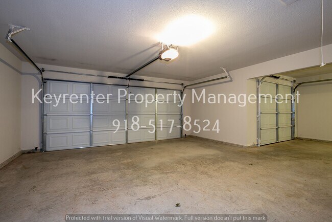 Building Photo - BRAND NEW 4 BEDROOM SIMMONS HOME IN BIXBY!!!