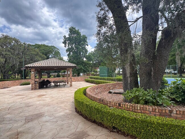 Building Photo - 806 Regatta Dr