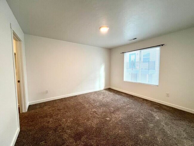 Building Photo - 8593 W Meadow Bank Wy