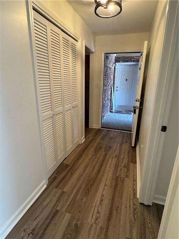 Building Photo - 728 Hanover Ln SE