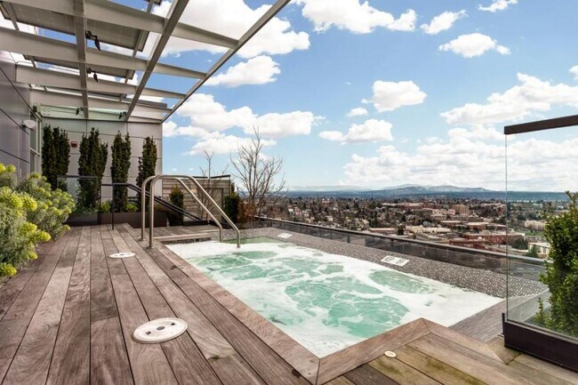 Building Photo - 1 bedroom in Seattle WA 98104