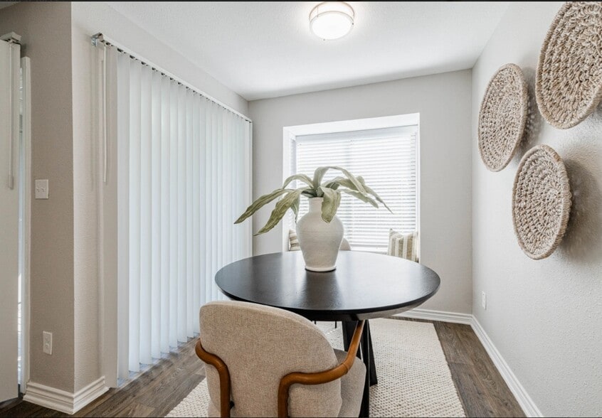 Building Photo - 8527 N Capital of Texas Hwy