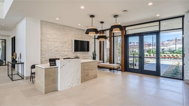 Building Photo - Single story in the exclusive master planned community of Heritage in Stonebridge!