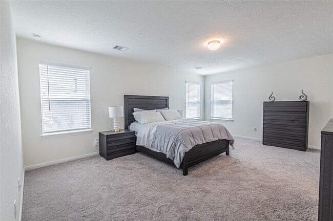 Building Photo - 5015 Gazelle Leap Ln