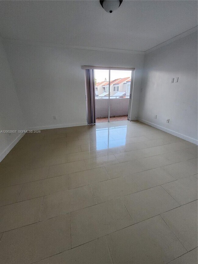 Building Photo - 6485 SW 129th Ave