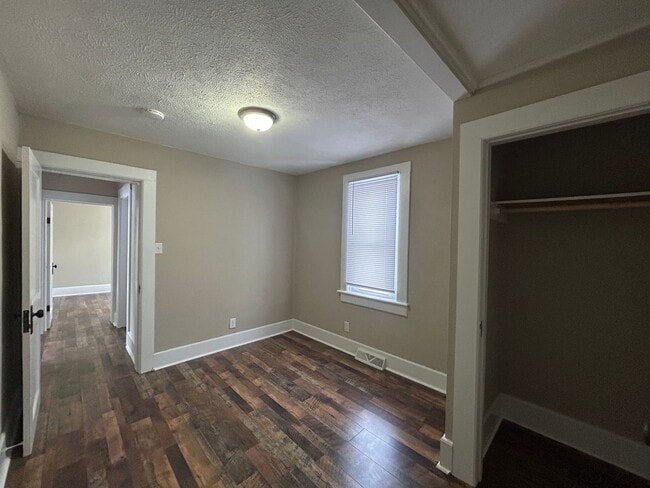 Building Photo - Updated 3-Bedroom, 1-Bathroom Home – $1,395/Month | 1,092 Sq. Ft. | Accepting Section 8