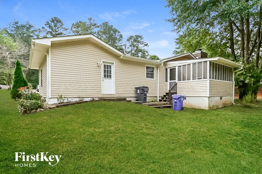 Building Photo - 128 Bryant St