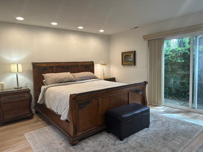 Building Photo - Sunny - Fully Furnished 2-Bedroom, with Office and 2 1/2 bathrooms.
