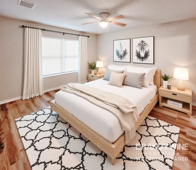 Building Photo - 5301 Oaktrail Ln