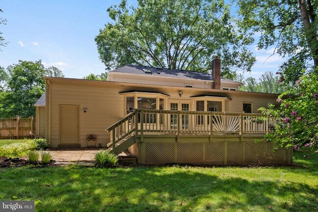 Building Photo - 6506 Bellamine Ct
