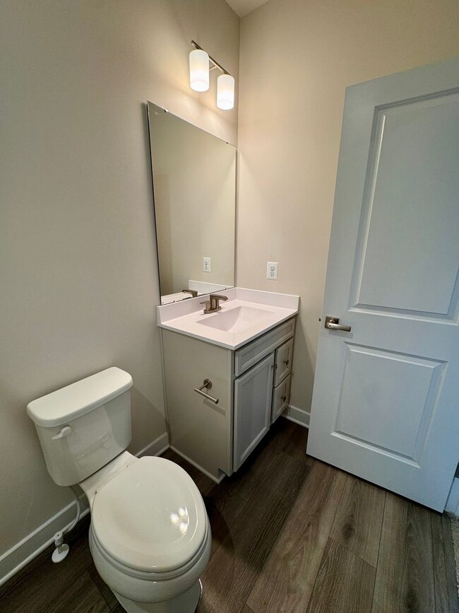 Building Photo - Brand New Townhouse in Wingate Subdivision