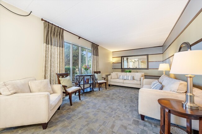 Building Photo - 100 W Butterfield Rd