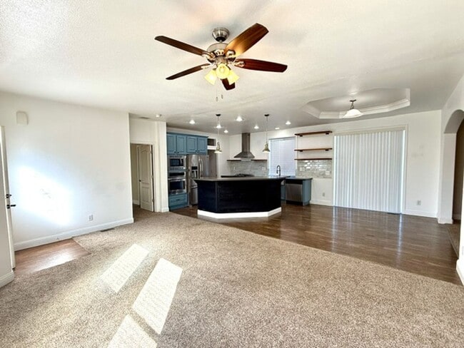 Building Photo - 3 Bedroom 2 Bath Home Available Soon!