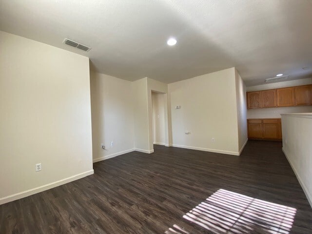 Building Photo - 3 Bedroom, 2.5 Bath, 1,505 sq. ft. home in...