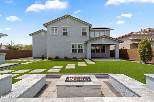 Building Photo - 25509 N 140th Dr