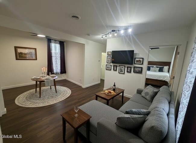 Building Photo - 8 Harrison Ave