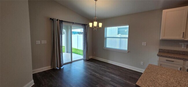 Building Photo - 202 Polermo Ave