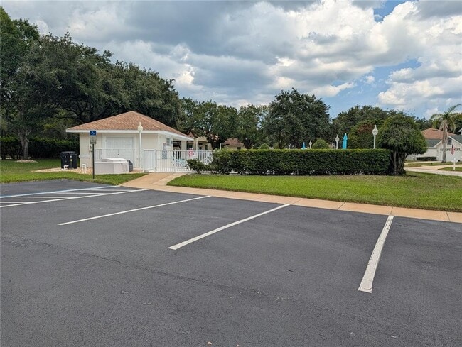 Building Photo - 1181 Athlone Way