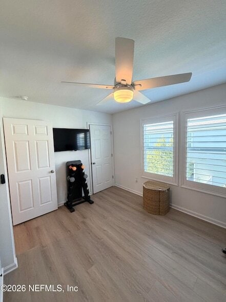 Building Photo - 8326 Zenith Cir