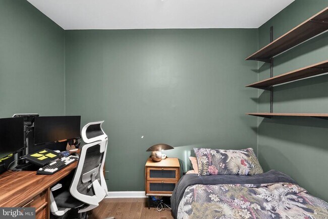 Building Photo - 1616 Webster St