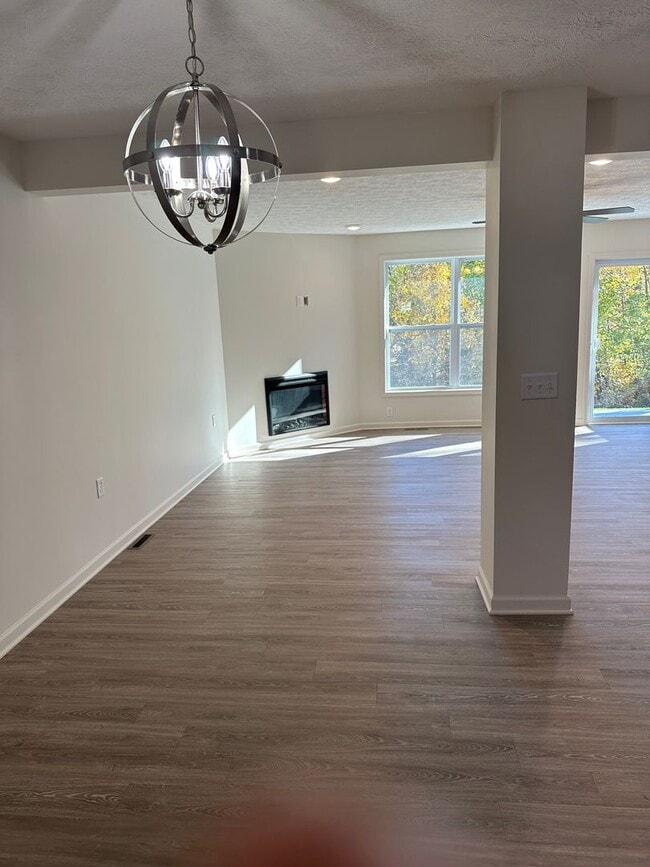 Building Photo - 1517 Red Fern Dr