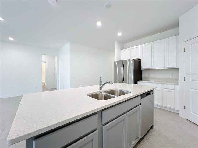 Building Photo - 1679 Meadowlark Dr