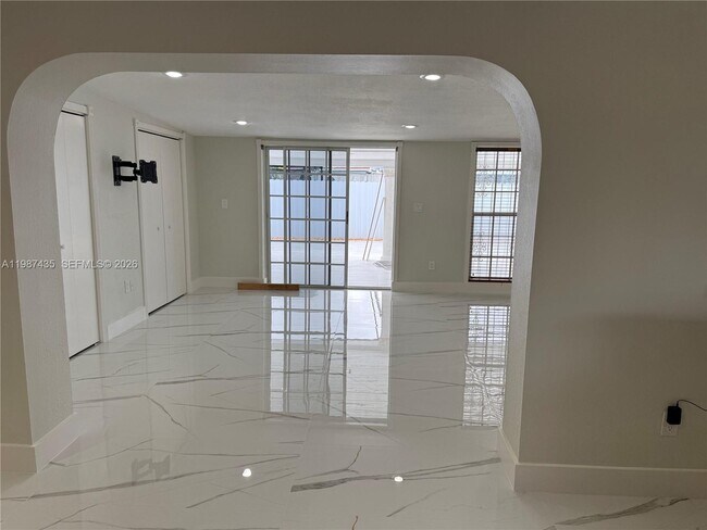 Building Photo - 11602 NW 58th Ave