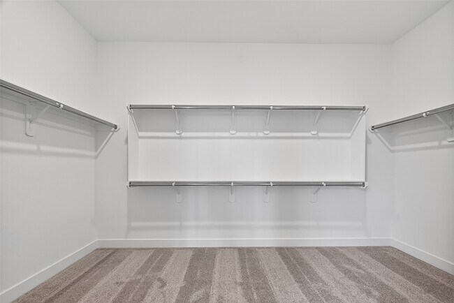 Building Photo - 1568 River Pt Dr