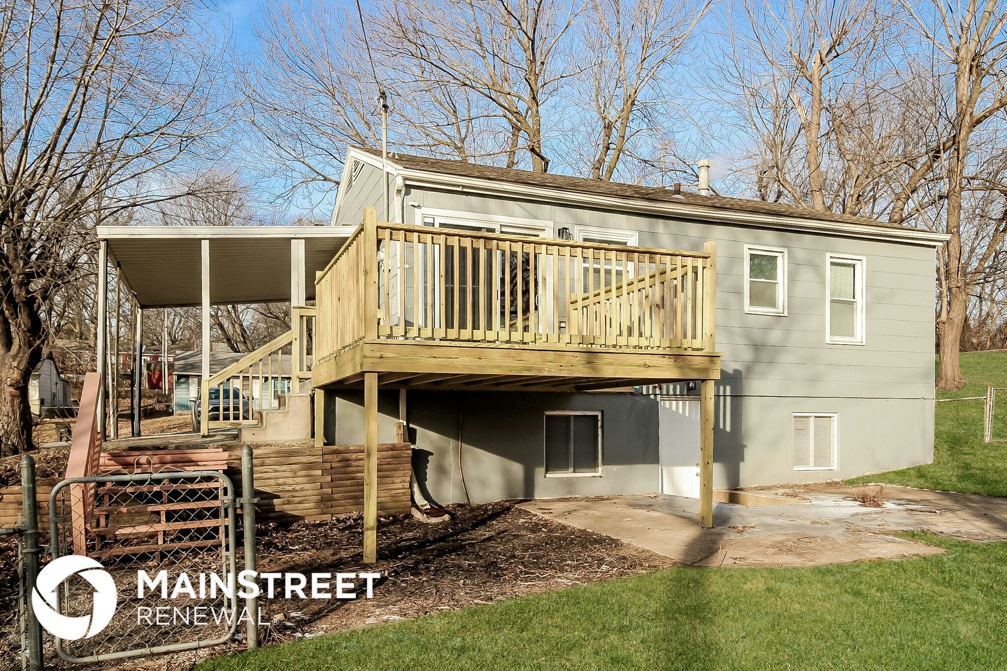 Building Photo - 721 N Sunset Dr