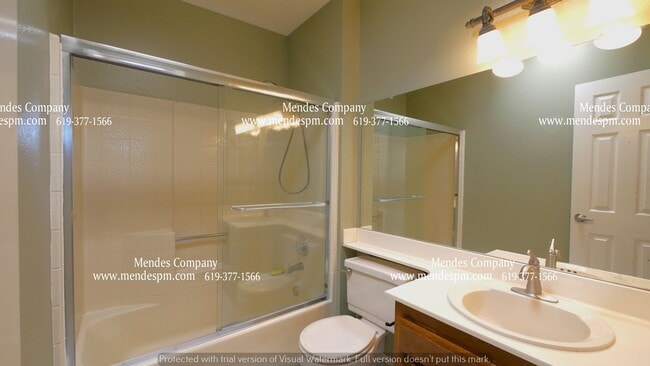 Building Photo - 4654 Idaho St