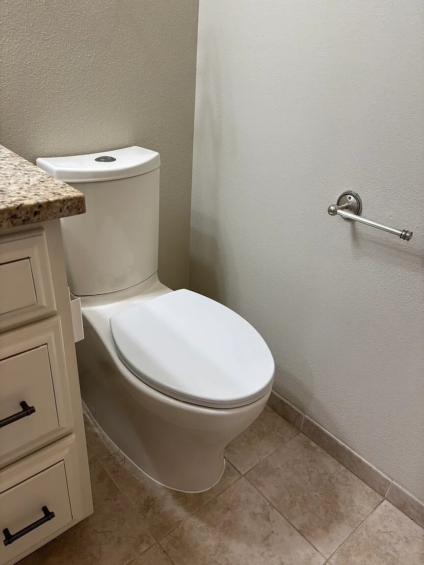 Main bathroom 2 upstairs - 4183 244th Pl SE