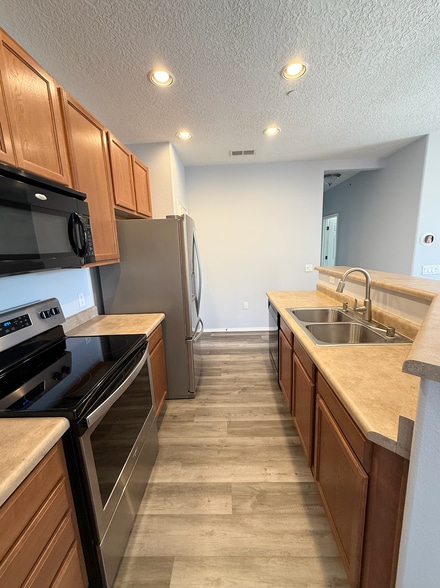 Kitchen - 601 Menaul Blvd NE