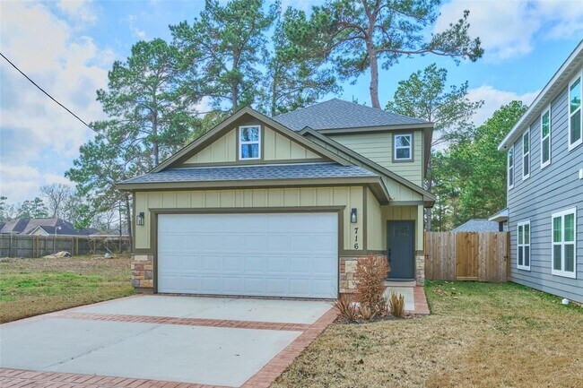 Primary Photo - 716 Old Magnolia Rd