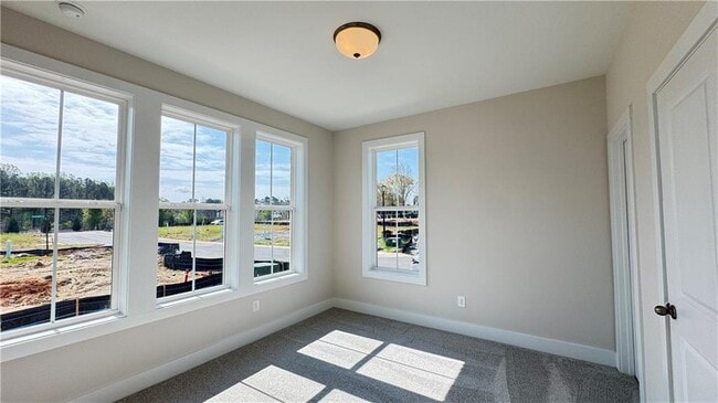 Building Photo - 2678 Evers Dr NE