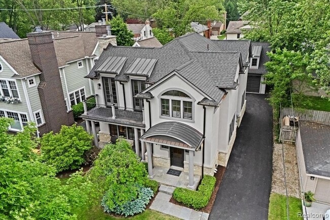 Building Photo - 1897 Norfolk St