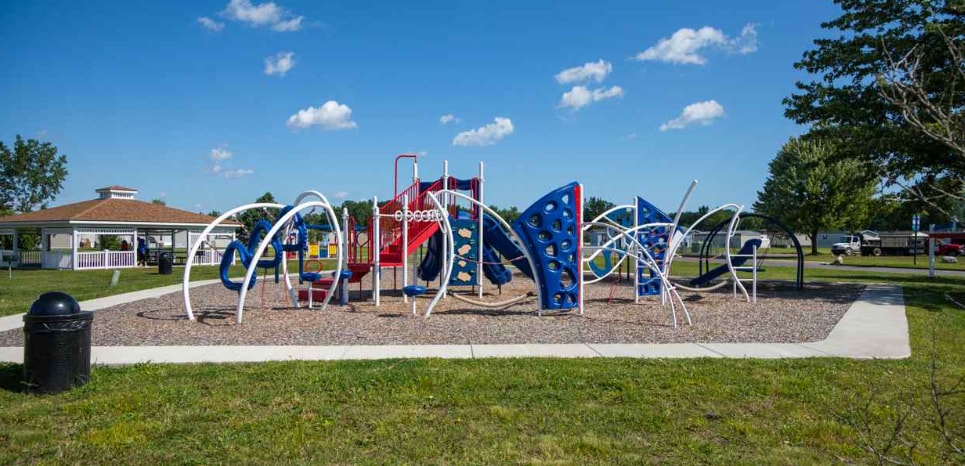 Building Photo - 9791 Spinnaker Dr