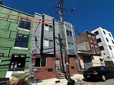 Building Photo - 2218 N Marshall St