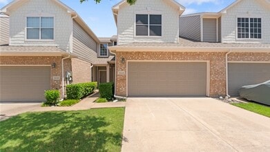 Building Photo - 3224 Parma Ln