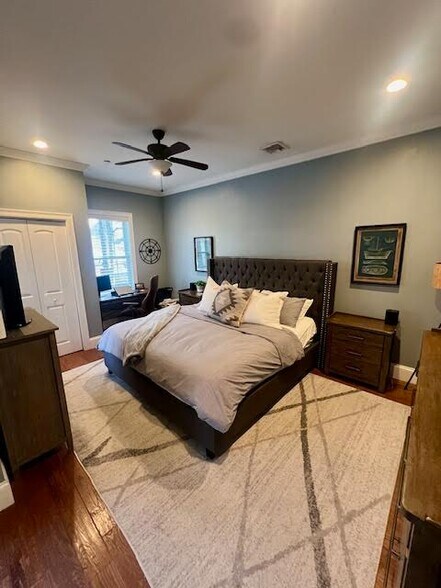 Building Photo - 42R Olney St