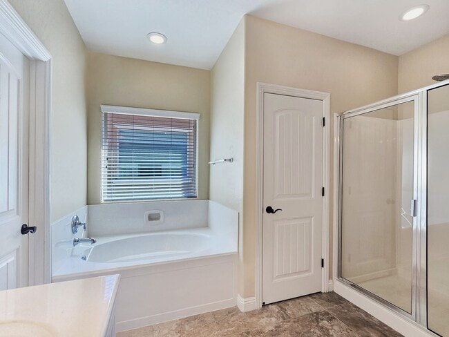 Building Photo - 10667 Harvest Green Way