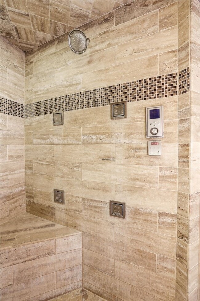 Building Photo - Custom N. Vacaville Single-Story Home in an Exclusive Gated Community!